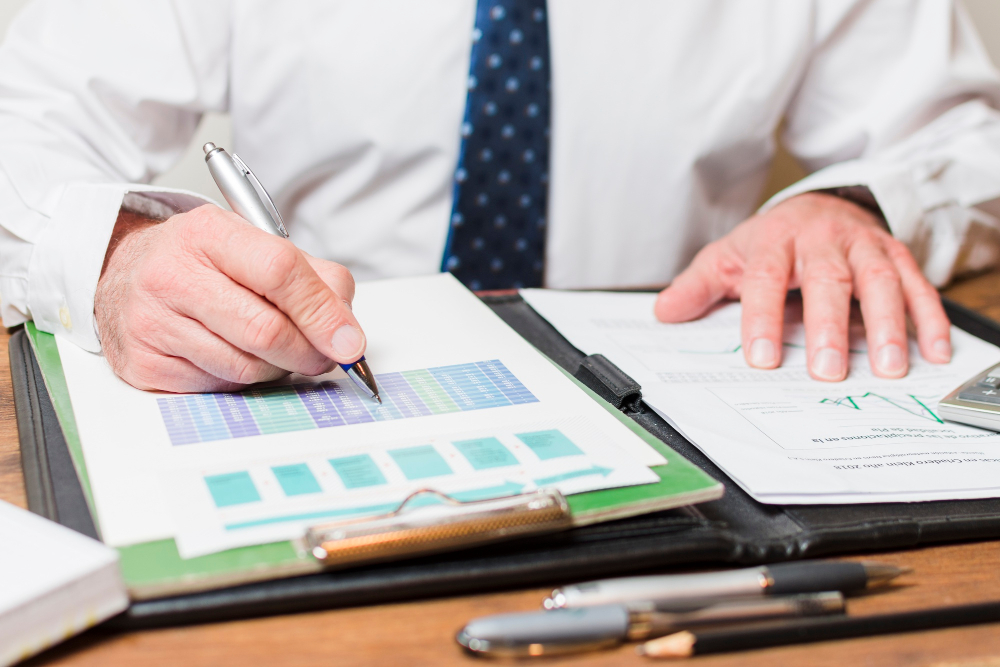 Simplify Reporting & Compliance